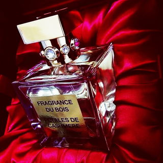 Pétales de Cashmere - Fragrance Du Bois