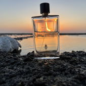 Der Glühwurm im Flakon 😁 - Danke für eure lieben Worte 🌞 (by Theris)