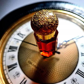 It's attar o'clock