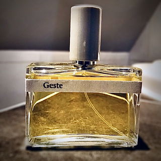 Geste by Humięcki & Graef