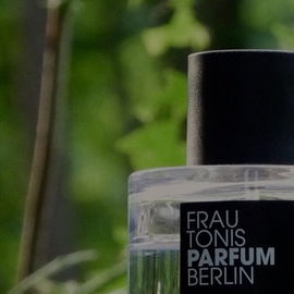 № 10 Linde Berlin / Unter den Linden - Frau Tonis Parfum