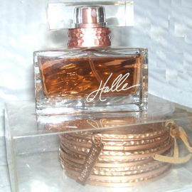 Halle - Halle Berry