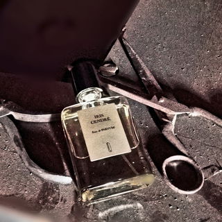 Iris Cendré - Naomi Goodsir