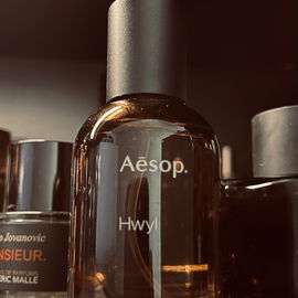 Hwyl - Aēsop