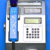 Leider gibt es bei uns nur moderne Münztelefone. (von BBMie)