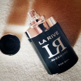 LЯ Password - La Rive