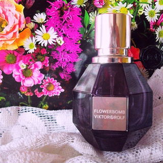 Flowerbomb (Eau de Parfum Extrême) von Viktor & Rolf