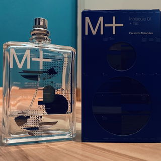 Molecule 01 + Iris von Escentric Molecules