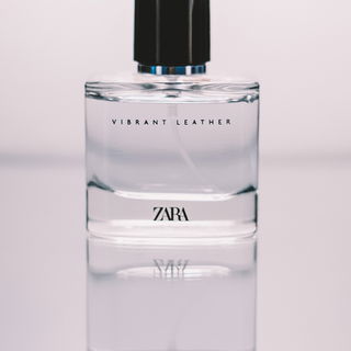 Vibrant Leather (2018) (Eau de Parfum) by Zara