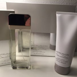 Intrusion (Eau de Parfum) - Oscar de la Renta