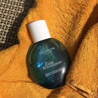 Eau Ressourçante von Clarins