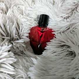 Cherry in Japan - Escada