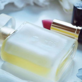 Pure White Linen (Eau de Parfum) - Estēe Lauder
