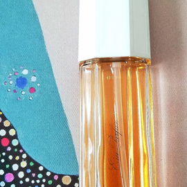 Armani (Eau Parfumée) - Giorgio Armani