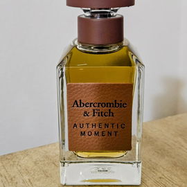 Authentic Moment Man - Abercrombie & Fitch
