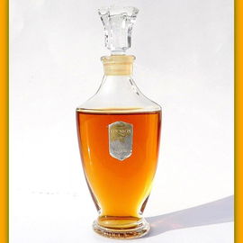 Écusson (Parfum) - Orlane / Jean d'Albret
