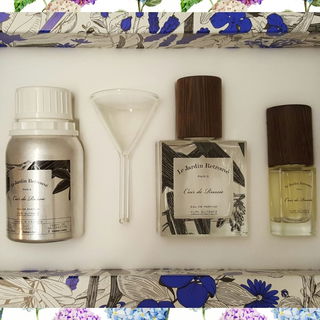 Cuir de Russie (2016) by Le Jardin Retrouvé