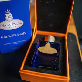 Blue Suede Shoes von Roberto Ugolini
