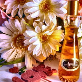 Intimate (Eau de Toilette) - Revlon / Charles Revson