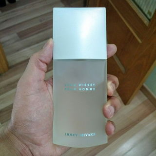 L'Eau d'Issey pour Homme (Eau de Toilette) by Issey Miyake