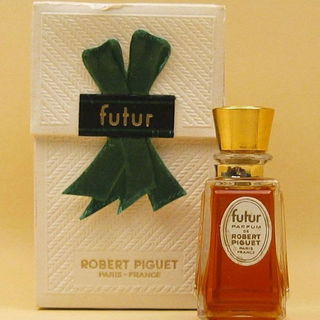 Futur (Parfum) by Robert Piguet