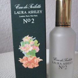№2 - Laura Ashley