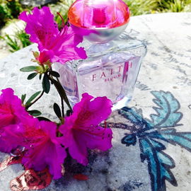 Faith Bloom - Swiss Arabian