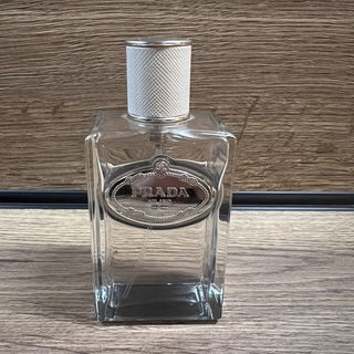Infusion d'Iris Cèdre by Prada