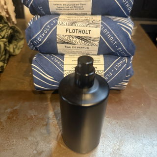 Flotholt by Fischersund