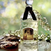 …… puderzartgrünes Leckerchen ;) …… oder - - zarter gehauchter Kuss aus dem Land der Zaren …. danke schön! lieber Pistazieneis :)) (by IrisNobile)