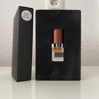Pardon (Oil-based Extrait de Parfum) von Nasomatto