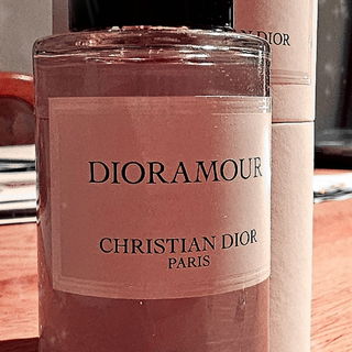 Dioramour von Dior