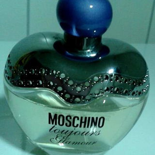 Toujours Glamour - Moschino
