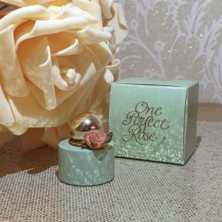 One Perfect Rose - La Prairie