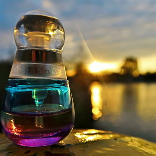 Beyond Paradíse - Estēe Lauder