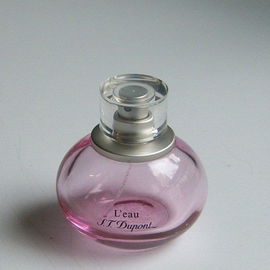 L'Eau pour Femme - S.T. Dupont