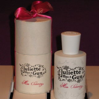 Miss Charming von Juliette Has A Gun