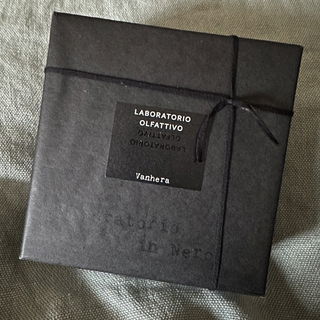 Vanhera - Laboratorio Olfattivo