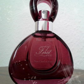 First Love - Van Cleef & Arpels