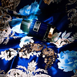 Saffron Lazuli von Carolina Herrera