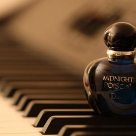 Cruel Intentions Tempt Me (Perfume) - Kilian