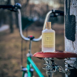 Mystic White von Câline