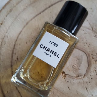 N°22 (Eau de Parfum) - Chanel