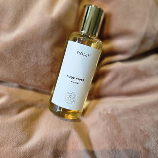 Pour Rêver (2024) by Violet