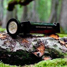 Ich glaube Flakondesigner arbeiten im Wald. * Lieben Dank *