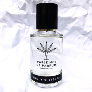 Totally White/126 - Parle Moi de Parfum