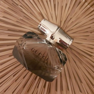 Bewegender Bambus im Kreislauf der Zeit 🎋