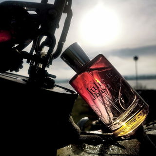 Magnolia Bliss - Juliette Has A Gun