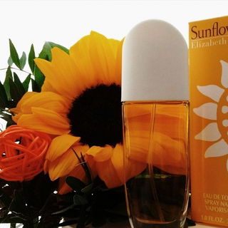 Sunflowers (Eau de Toilette) by Elizabeth Arden