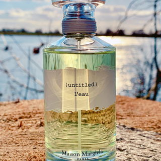 Titel: Puristisch am Wasser